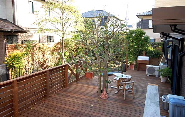 神奈川県 藤沢市 ウッドデッキ・高床デッキ・床下収納・ウッドフェンス・ガーデンシンク・ロックガーデン・造園 施工事例