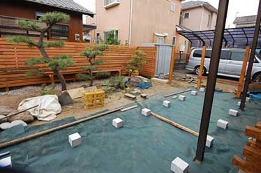 神奈川県茅ヶ崎市 M様邸 ドッグラン、雑草対策外構工事施工例 お庭のリフォームはグリーンパトロール 神奈川県・鎌倉市・横浜市・川崎市・相模原市・藤沢市・茅ヶ崎市・厚木市・大和市・海老名市・小田原市・二宮町・大磯町・寒川町・平塚市