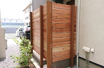 ウッドフェンス目隠し施工事例・庭づくり～神奈川県藤沢市 M様邸