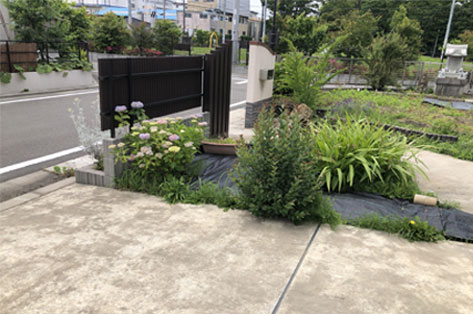 神奈川県茅ヶ崎市S様邸 施工前  門扉や駐車場ガレージシャッター等もないオープン外構