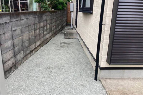 神奈川県秦野市K様邸 西面 中古住宅を購入 広めな庭の雑草対策 施工後