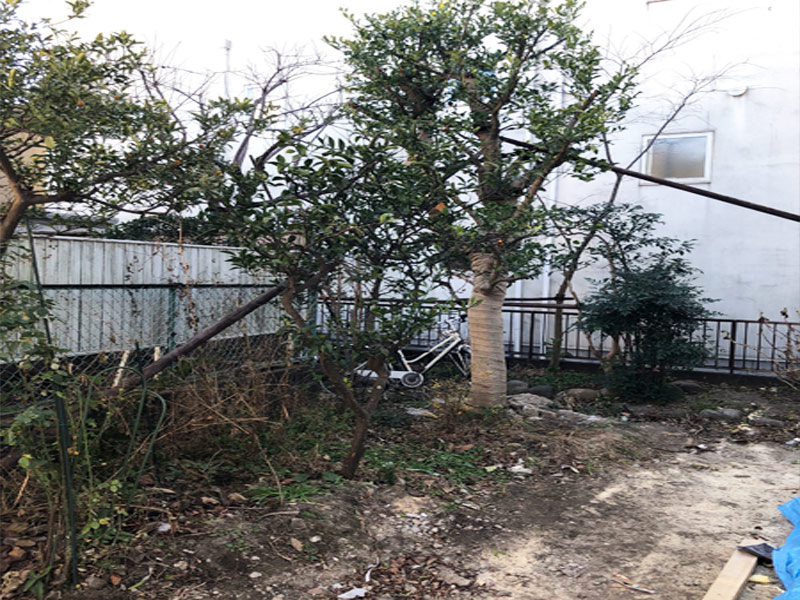 神奈川県 鎌倉市 中古物件の一軒家(住宅)を購入後の庭リフォーム・庭工事 施工前