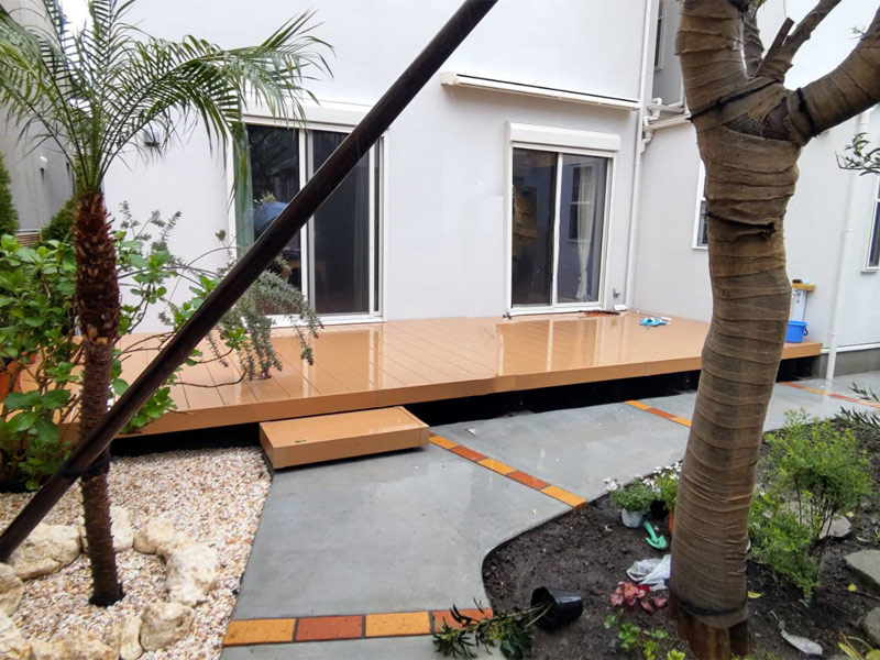 神奈川県 鎌倉市 中古住宅購入後の庭リフォーム・和風樹木に洋風をプラス！ヤシを植えて南国風な庭の完成