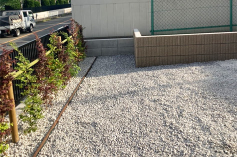 防草と水はけを重視！手間のかからない庭づくり～神奈川県 鎌倉市 新築庭工事 施工後