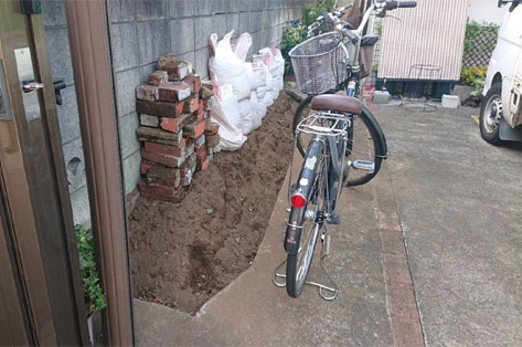 神奈川県川崎市宮前区 古いレンガの花壇を撤去処分