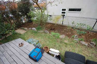 和風テイストの素材をふんだんに用いて、お庭を作られた　レンガで可愛いお庭～神奈川県横浜市Ｔ様庭リフォーム施工事例／可愛い庭,かわいい庭,大人可愛い庭,レンガの庭で洋風ガーデンに造園
