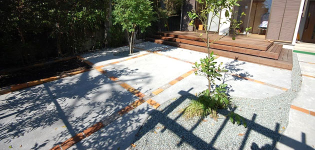 Wood deck on the whole gardenPlease contact us for garden renovation with weed control in Kanagawa Prefecture・Chigasaki・Fujisawa・Kamakura・Yokohama・Kawasaki. English OK, weed control,Noxious weed,Biological control,Scientia Horticulturae,weed control method,weed control company,Pest management science,Egyptian Journal of Biological Pest Control,weed control chemical,weed control services near me